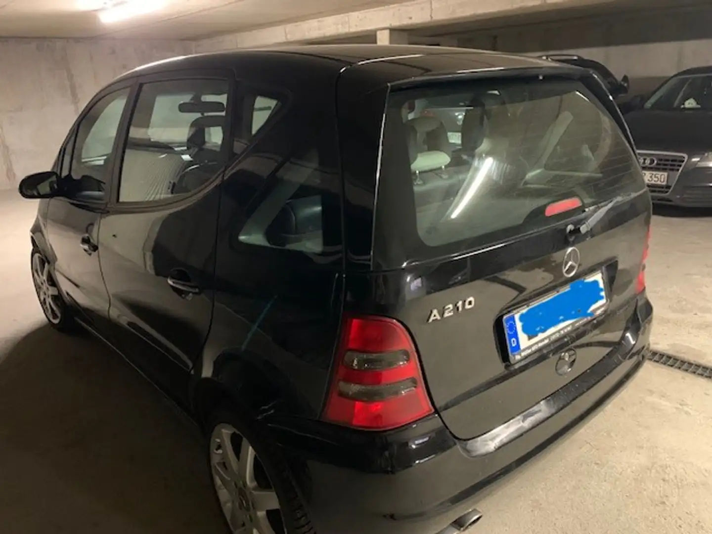 Mercedes-Benz A 210 A-Klasse Evolution Schwarz - 2