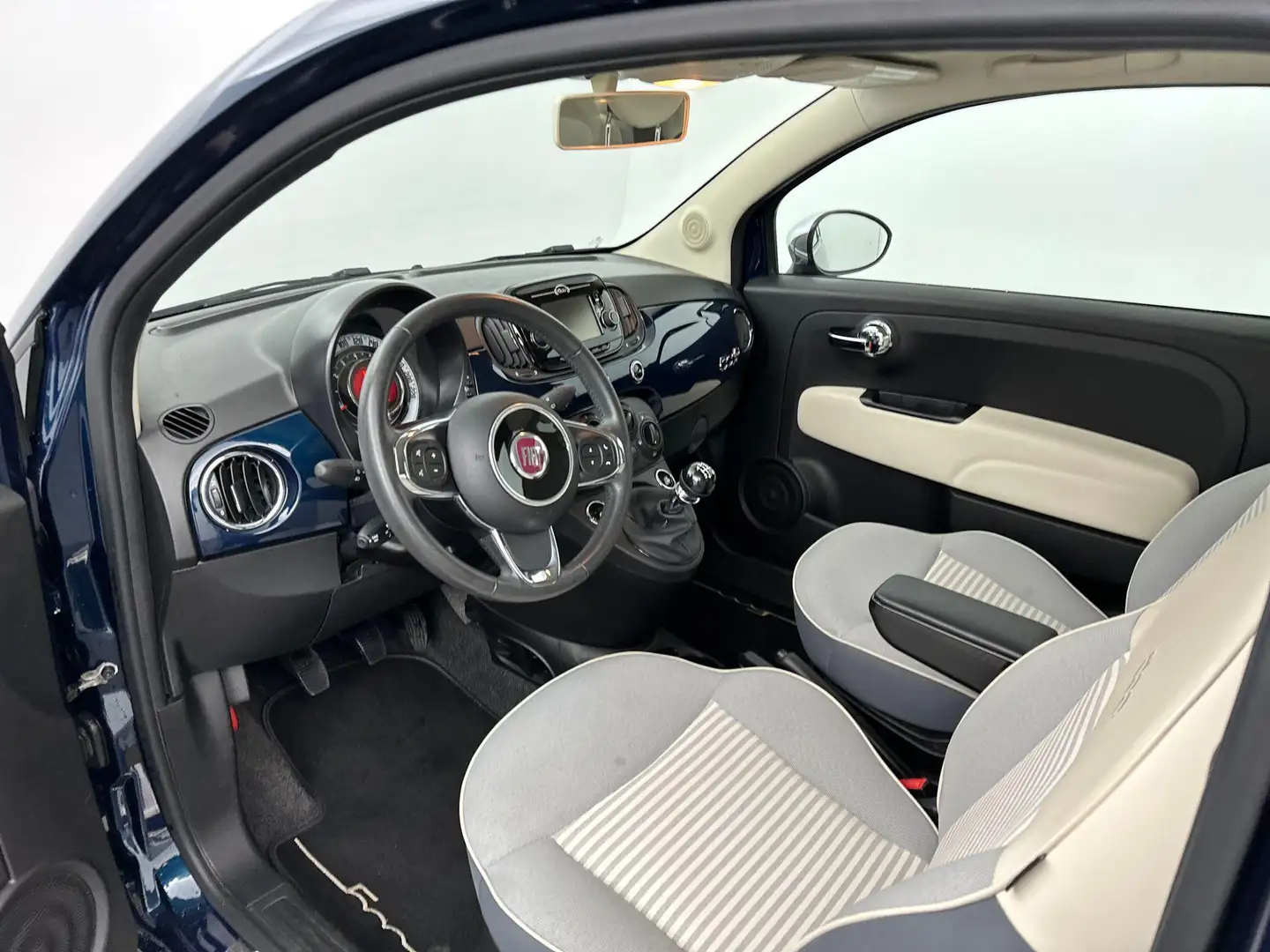 Fiat 500C 0.9 TwinAir Turbo Lounge | Navigatie | Parkeersens Blau - 2
