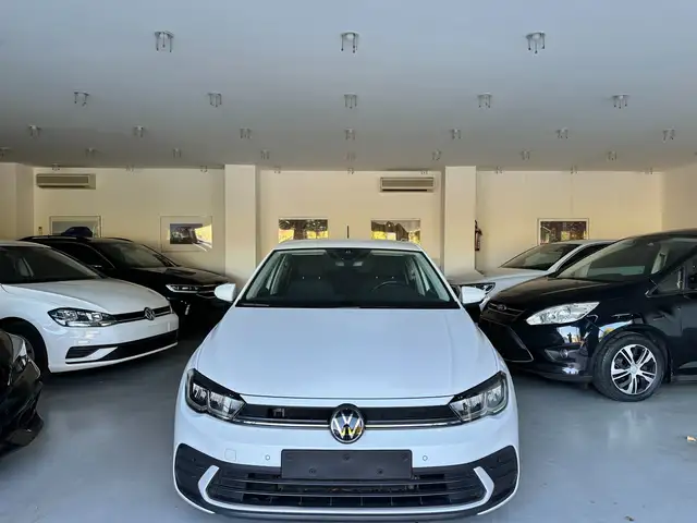 Volkswagen Polo Face Lift 1.0 TGI - Neopatentati (66 kW / 90 CV)**