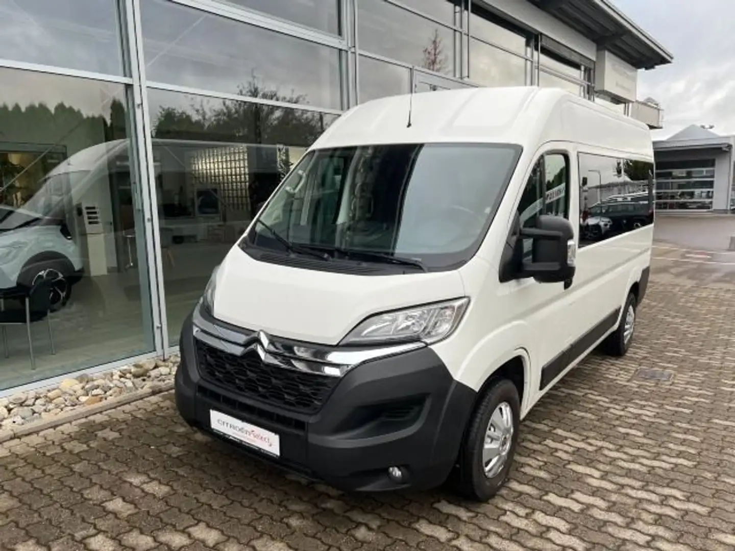 Citroen Jumper 33 L2H2 S&S Live, 9-Sitzer, Navi, AHK Wit - 1