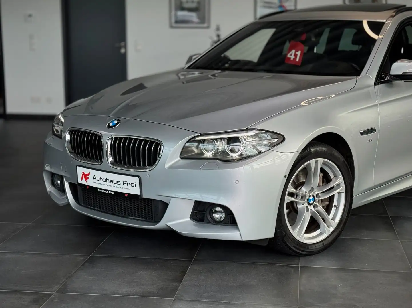 BMW 530 d xDrive M Sport*digital Tacho*HUD*360°Kamer Argent - 1