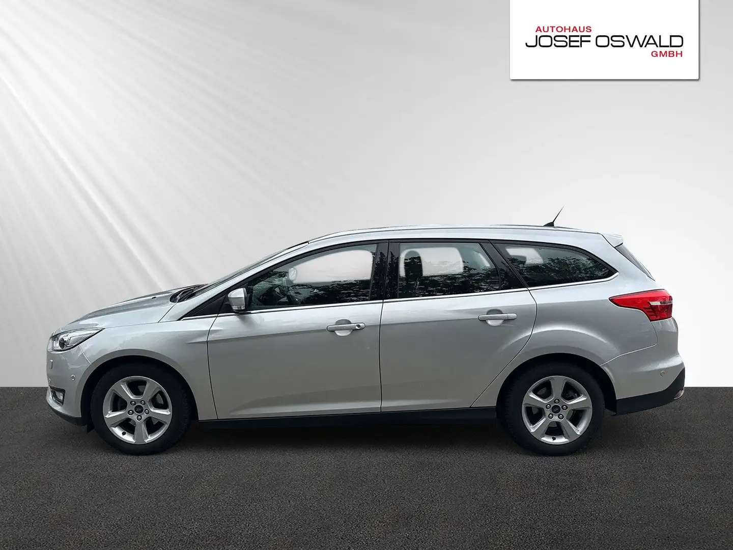 Ford Focus Turnier Titanium Argent - 2
