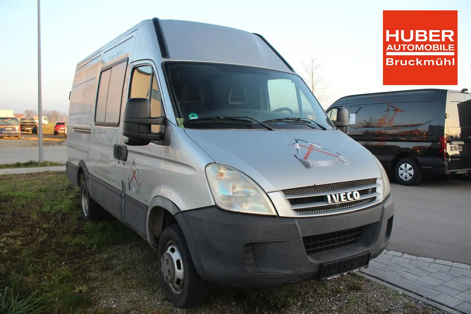 Iveco Daily IV 3.0 HPI AHK/RADIO 107 kW (145 PS), Sch... Šedá - 2