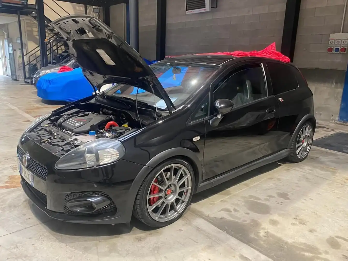 Abarth Grande Punto 1.4 t. t-jet 180cv 3p Negro - 2
