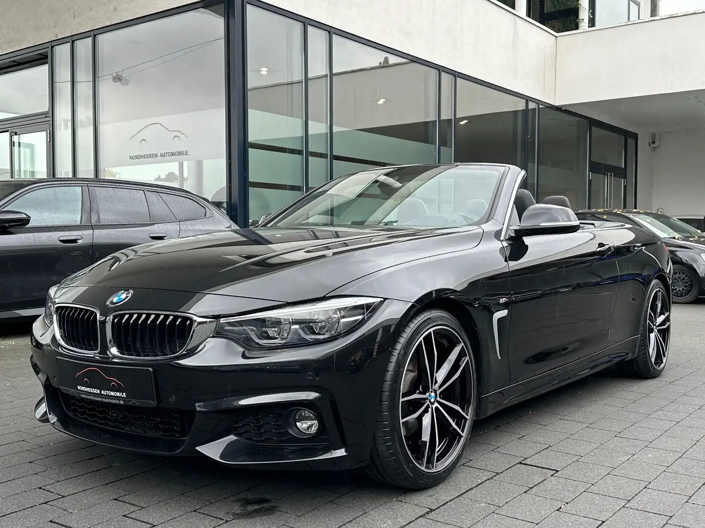 BMW 420 d Cabrio M Sport | LED | H/K | Nackenheizung Schwarz - 1