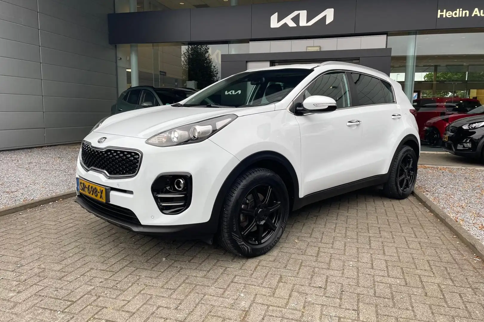 Kia Sportage 1.6 GDI Design Edition | JBL Sound | Stoelverwarmi Wit - 2