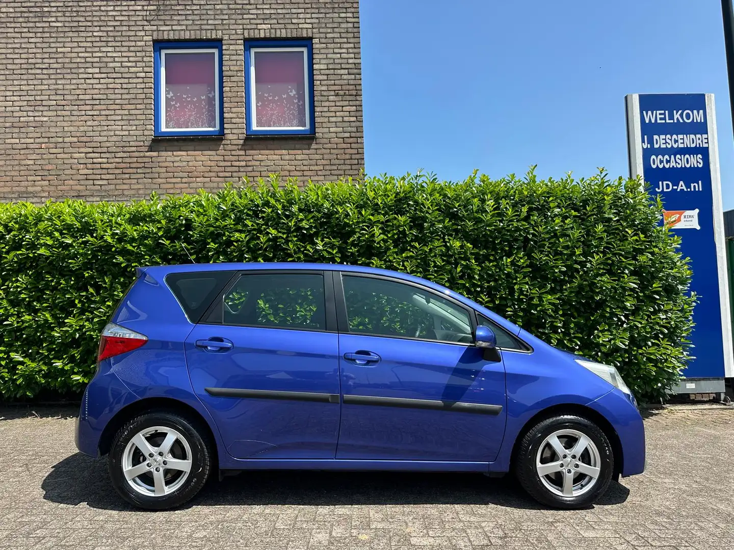 Toyota Verso-S 1.3 VVT-i Aspiration Climate C, Elec.Pakket, Camer Bleu - 2