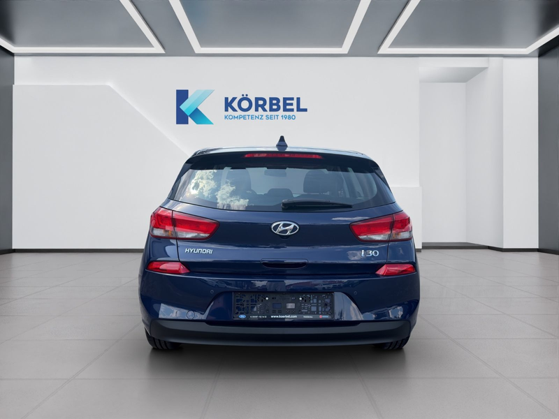 Hyundai i30 Select*Navigations-Paket*PDC*KAM*Apple* — photo 8