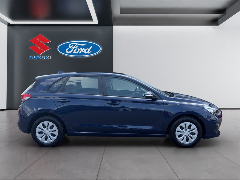 Hyundai i30 Select*Navigations-Paket*PDC*KAM*Apple* — photo 6