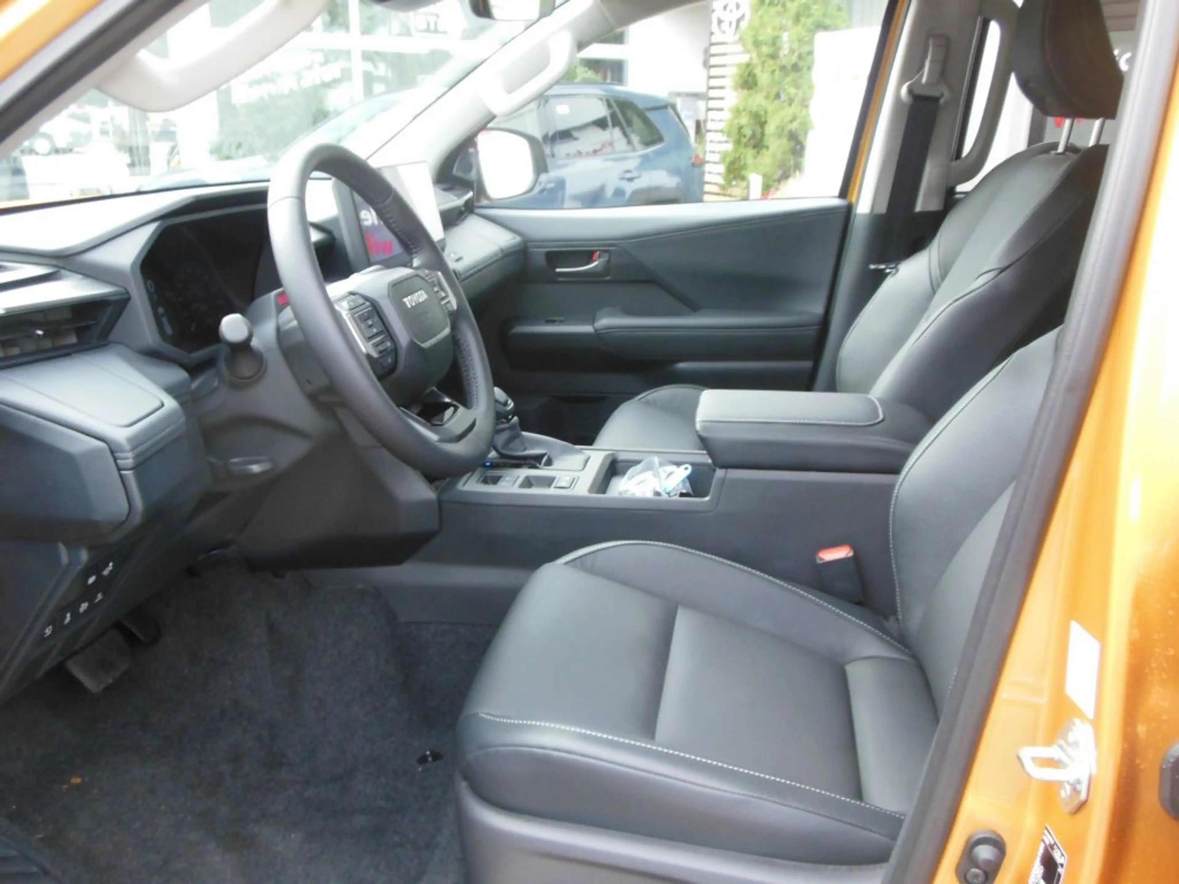 Toyota Hilux 4x4 Double Cab Autm. Invincible (AN2P) — photo 7