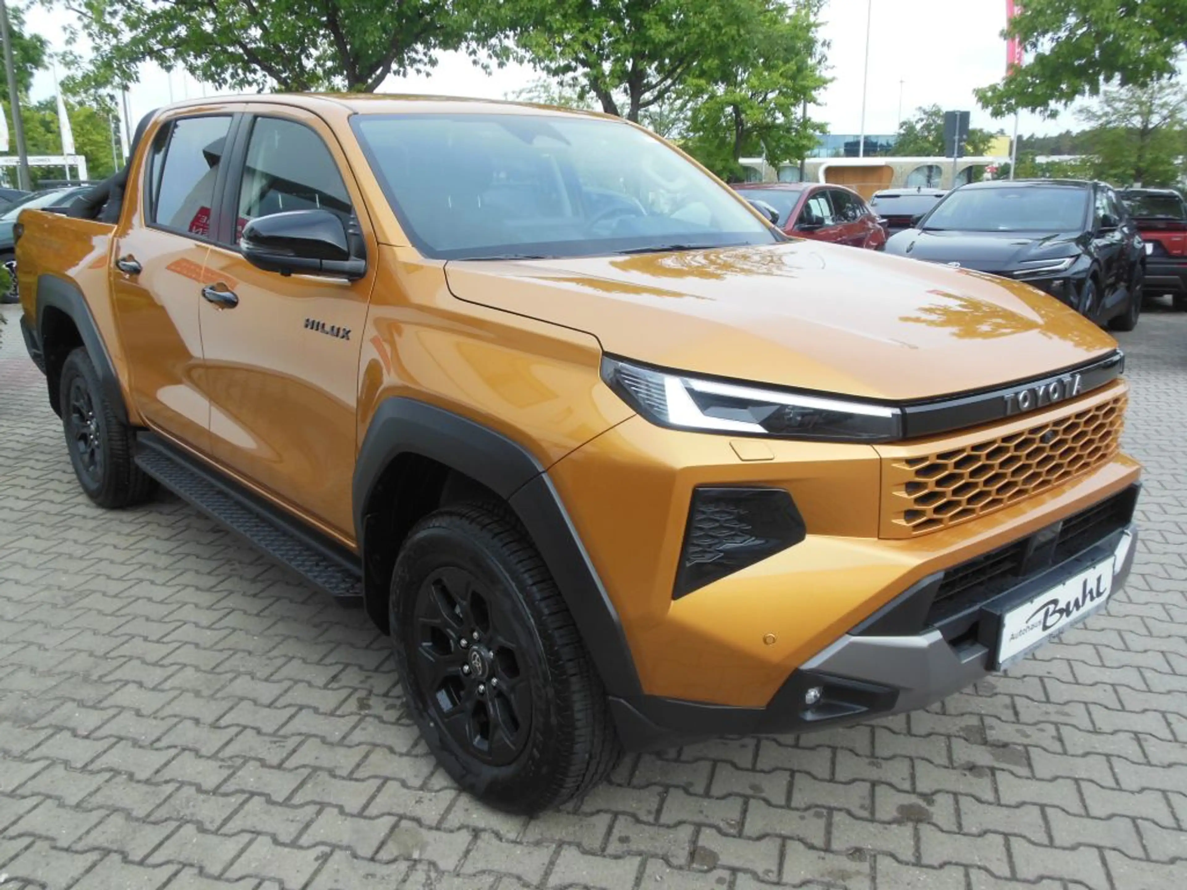 Toyota Hilux 4x4 Double Cab Autm. Invincible (AN2P) — photo 6