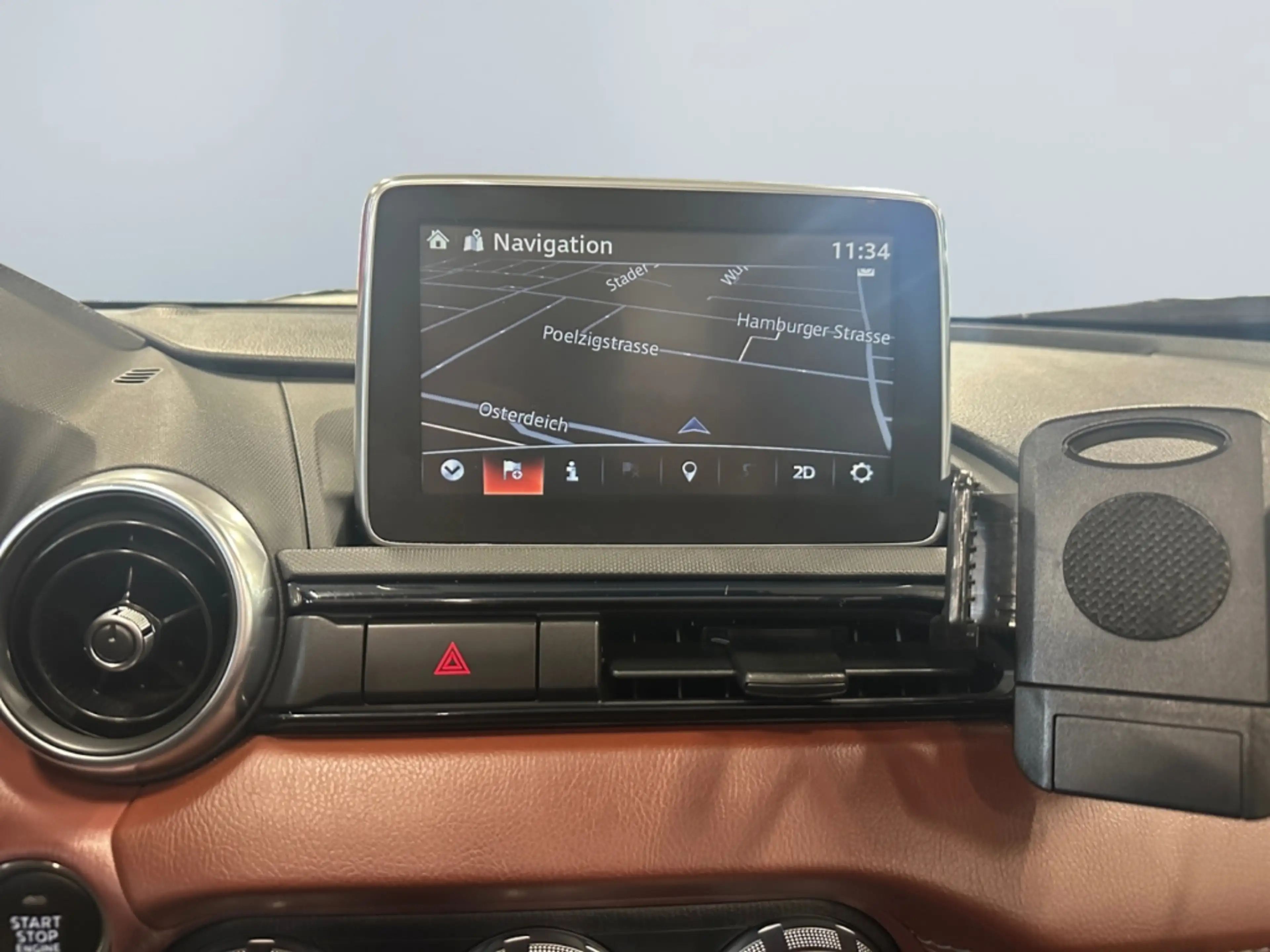 Mazda MX-5 RF 2.0 Sports-Line *LED*BOSE*Leder*SHZ*PDC* — photo 15