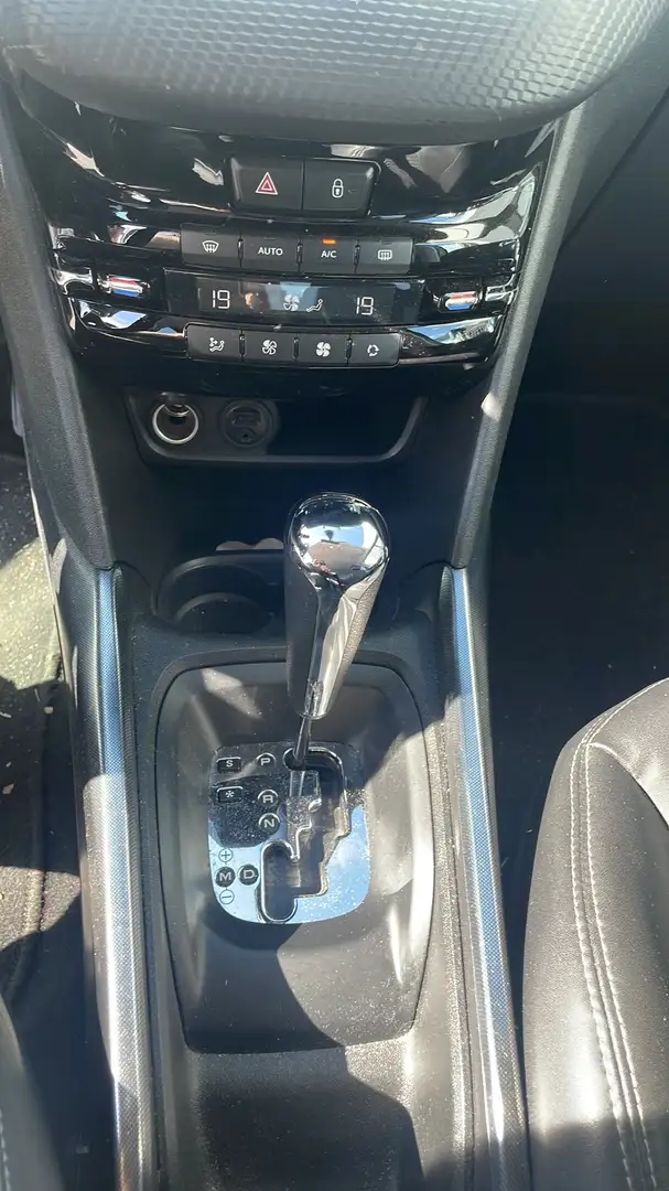 Peugeot 2008 120 VTI Automatik Allure - 1
