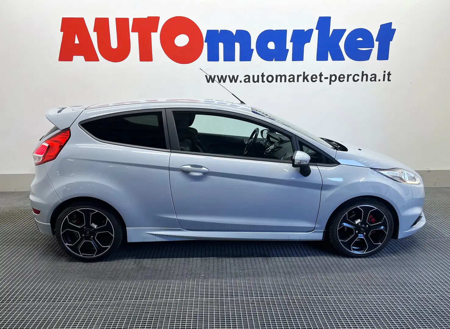 Ford Fiesta ST 3p 1.6 200cv Grijs - 1