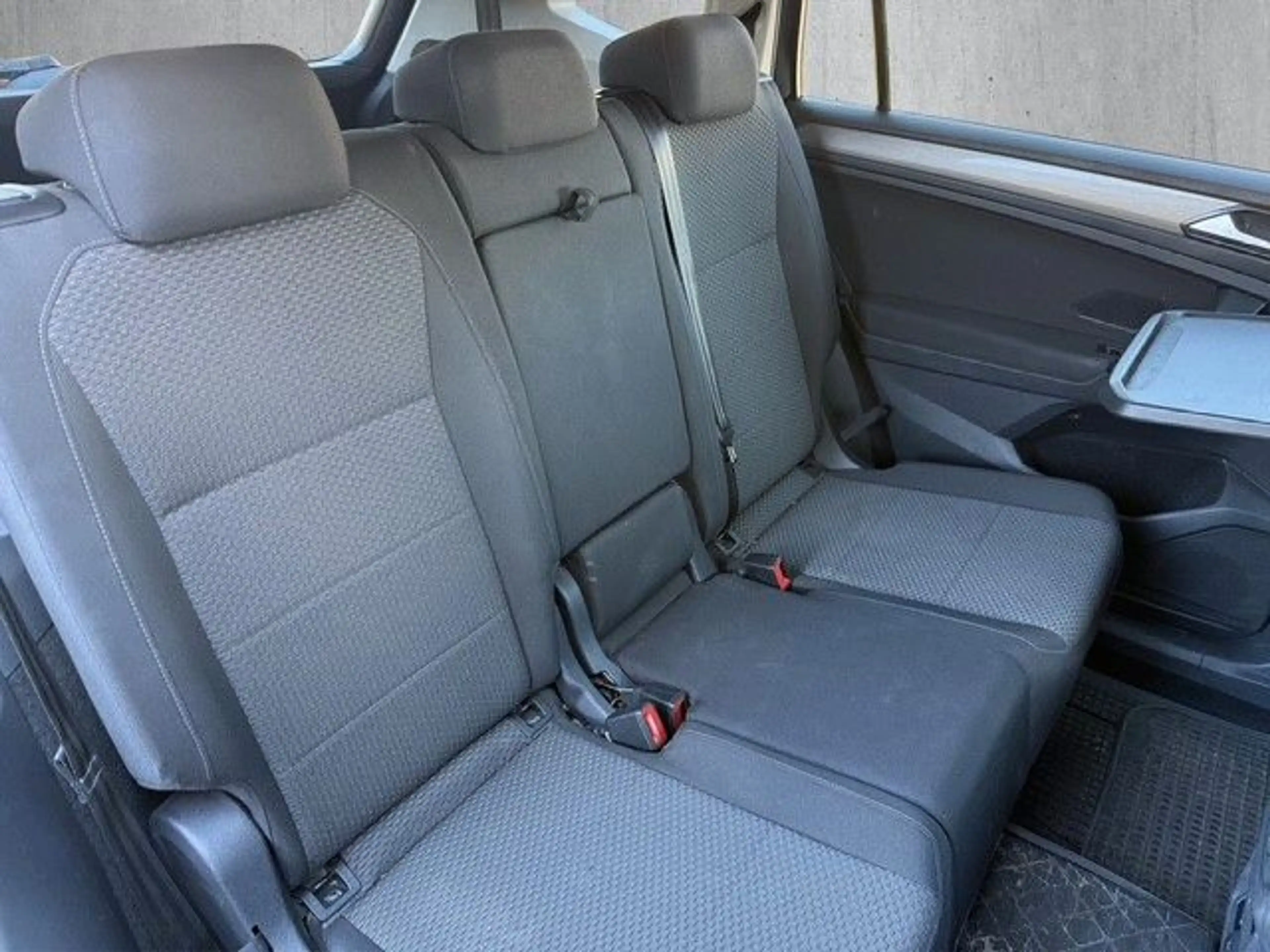 Volkswagen Tiguan Allspace 2.0 TDI DSG* 7-Sitzer*AHK — photo 11