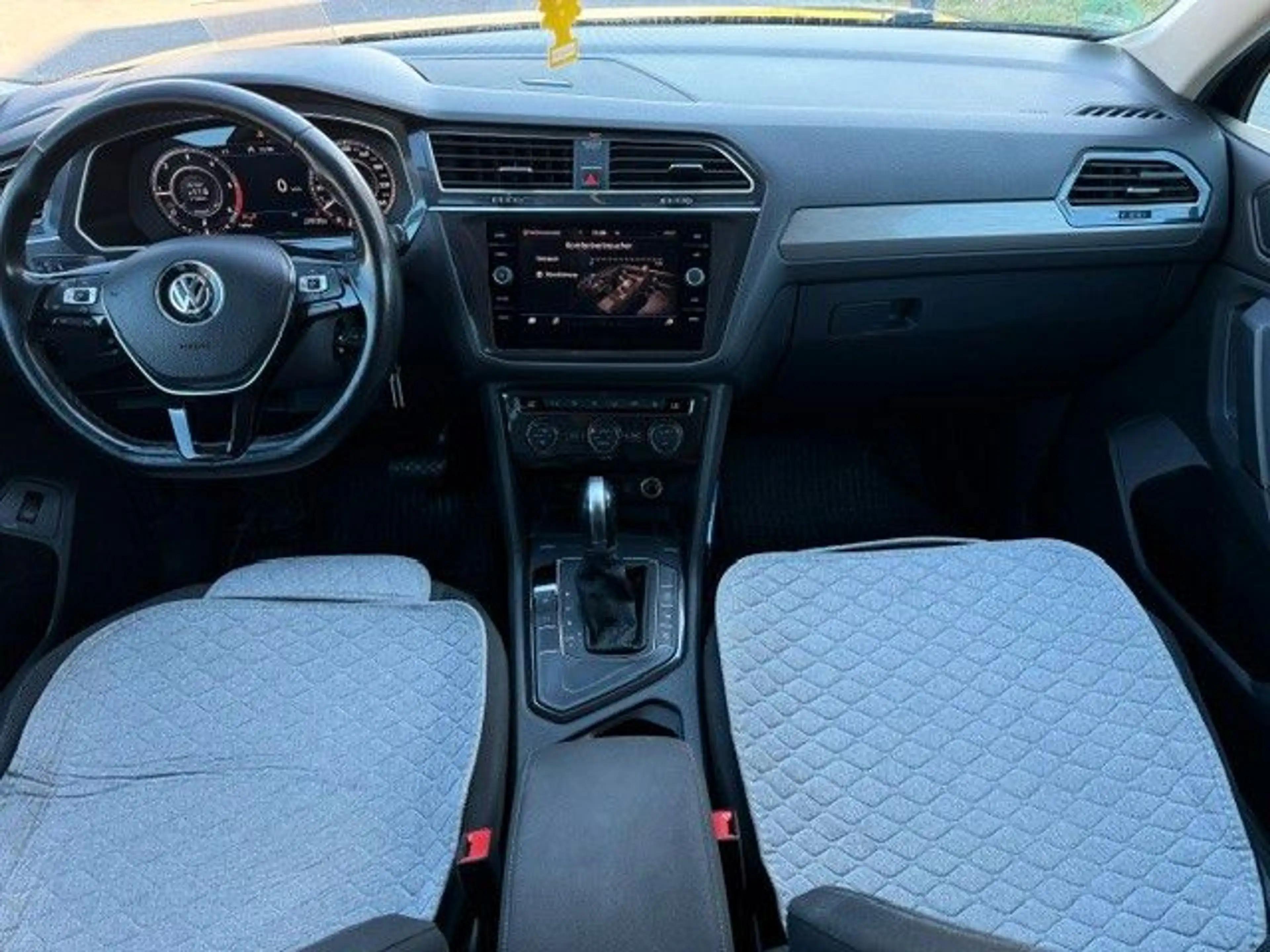 Volkswagen Tiguan Allspace 2.0 TDI DSG* 7-Sitzer*AHK — photo 8