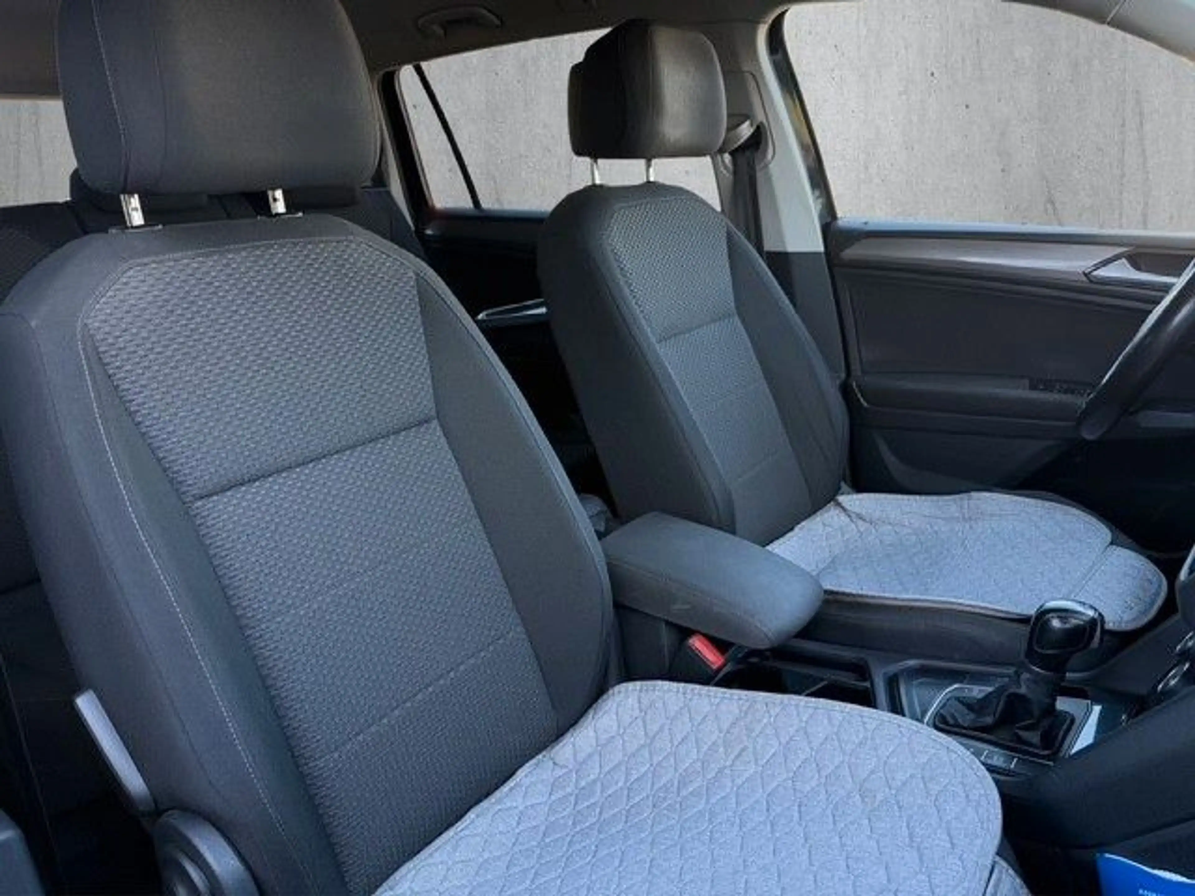 Volkswagen Tiguan Allspace 2.0 TDI DSG* 7-Sitzer*AHK — photo 10