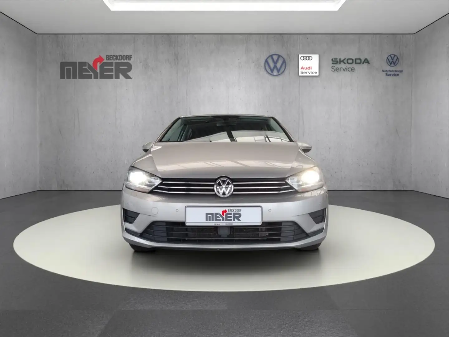 Volkswagen Golf Sportsvan Comfortline 1.4 TSI DSG Klima Xenon Einparkhilfe Silber - 2