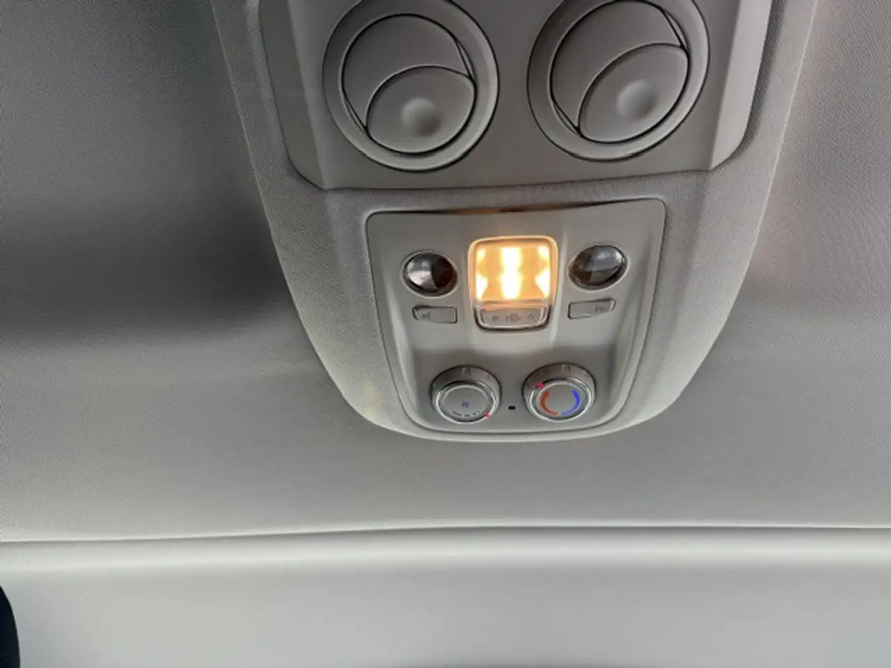 Peugeot Traveller L2 BlueHDI 180, ACC, el. Schiebetüren, AHK, uvm., миниатюра 18