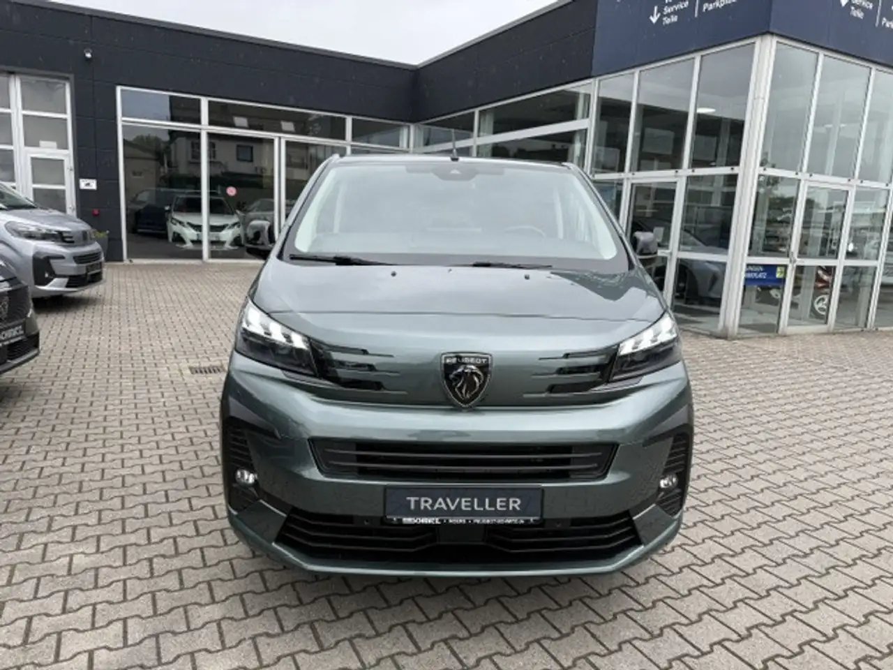 Peugeot Traveller L2 BlueHDI 180, ACC, el. Schiebetüren, AHK, uvm., миниатюра 2