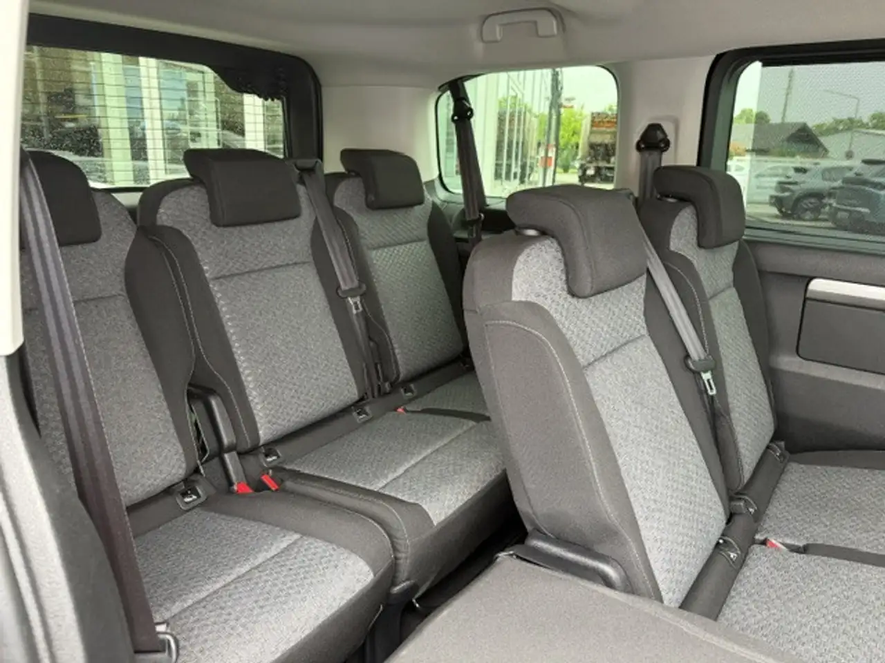 Peugeot Traveller L2 BlueHDI 180, ACC, el. Schiebetüren, AHK, uvm., миниатюра 17
