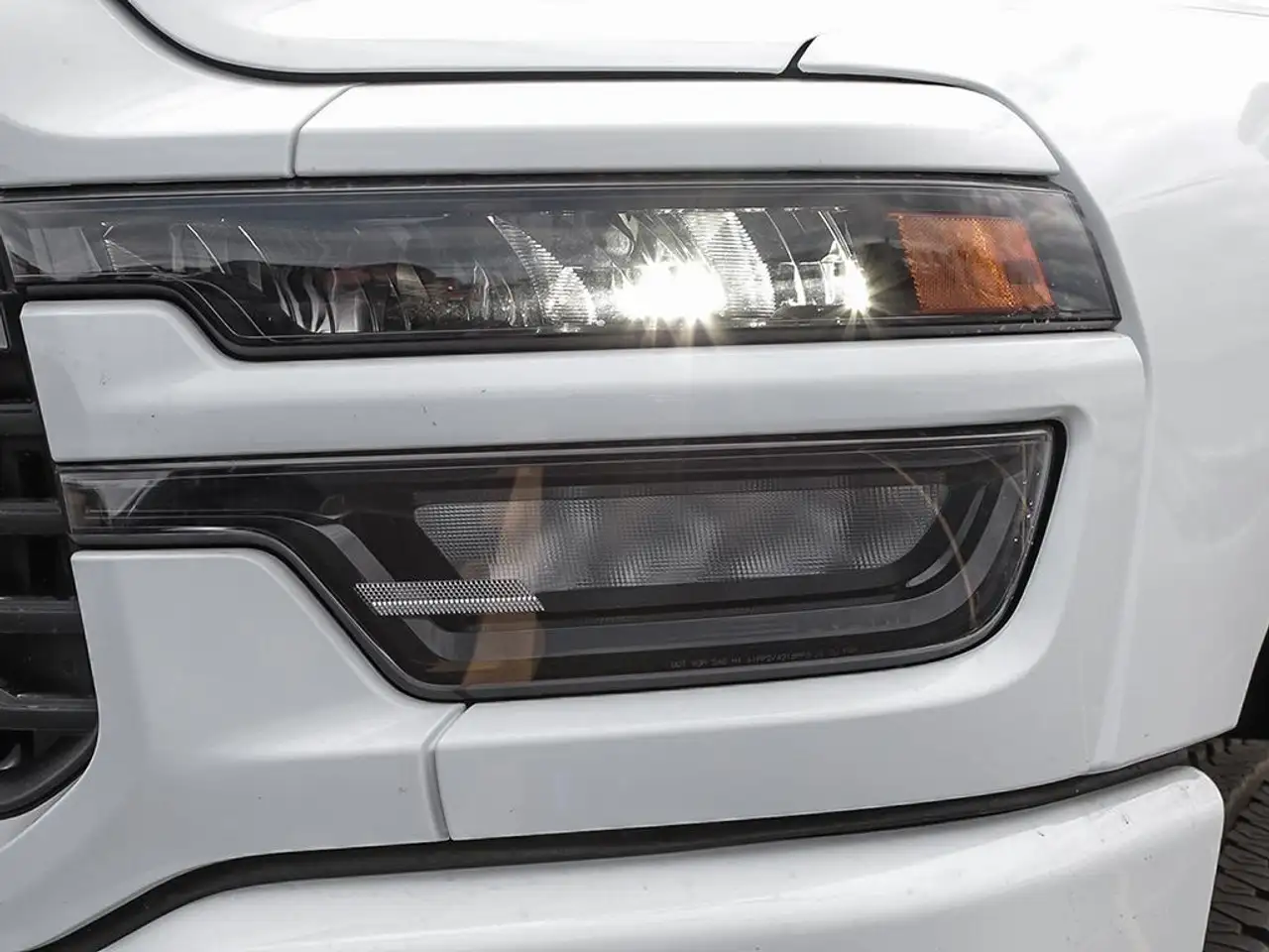 RAM 2500 снимка RAM 2500