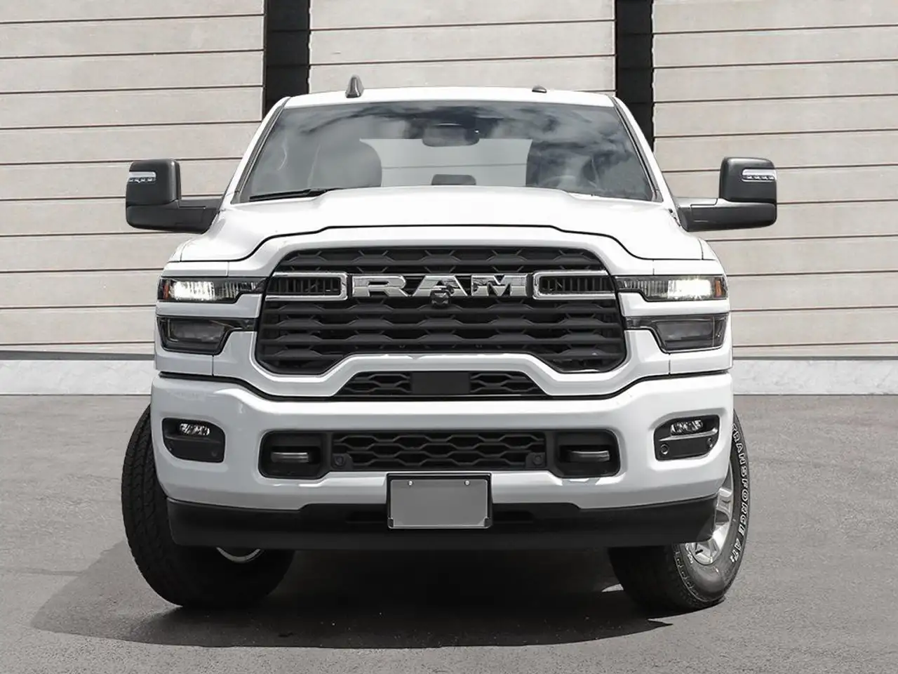 RAM 2500 снимка RAM 2500