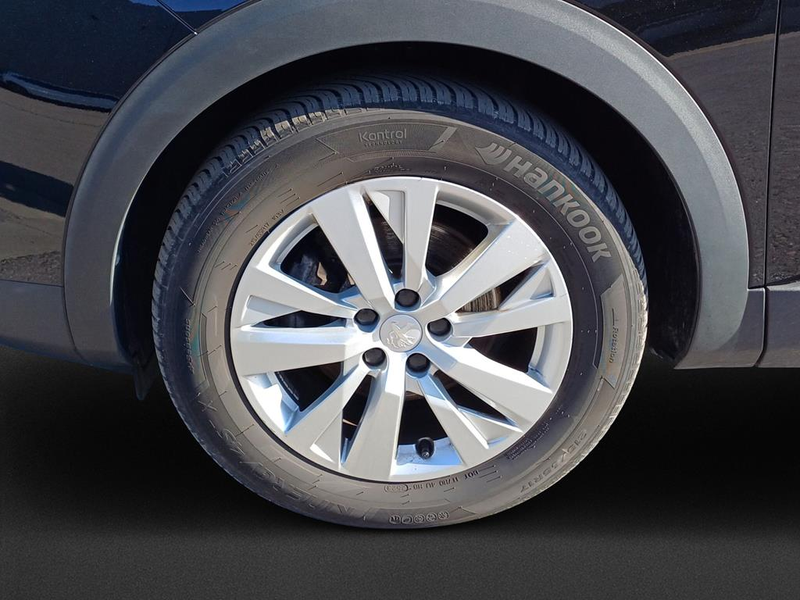 Peugeot 3008 Active Pack PureTech 130 EAT8 — photo 9