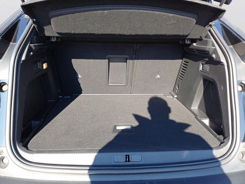 Peugeot 3008 Active Pack PureTech 130 EAT8 — photo 8