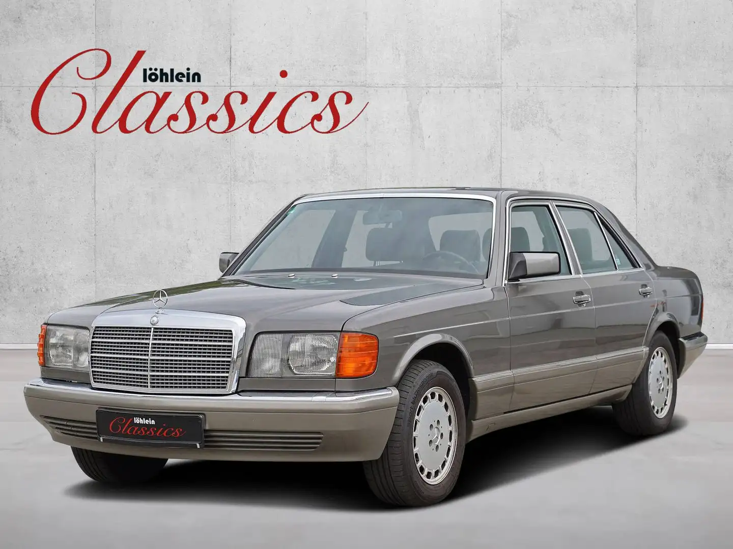Mercedes-Benz S 300 SE Grau - 1