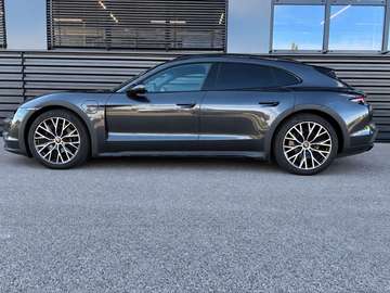 Cross Turismo 4-PANO-HAL-INNO-BOSE