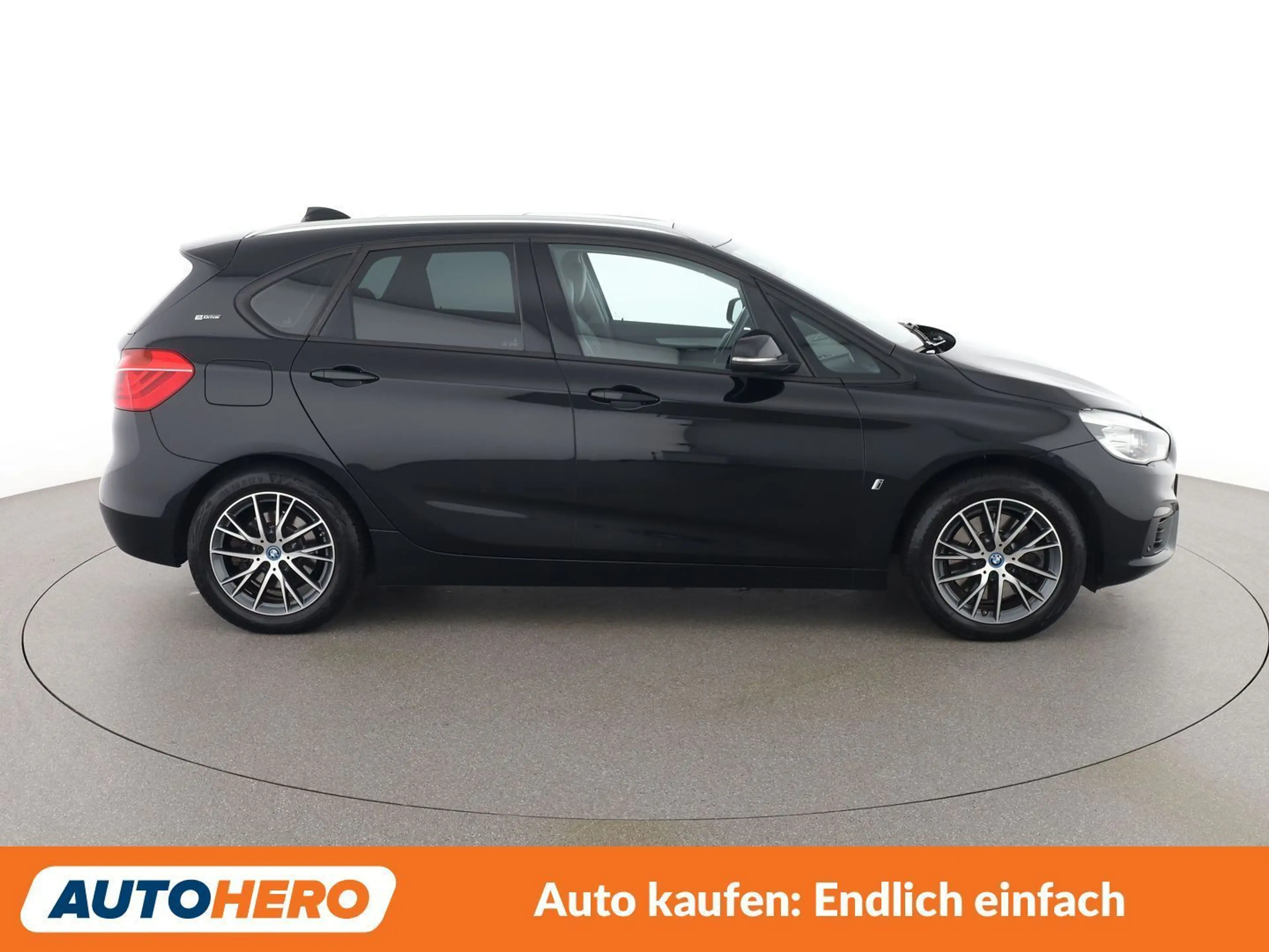 BMW 225 225xe Active Tourer Advantage — photo 7