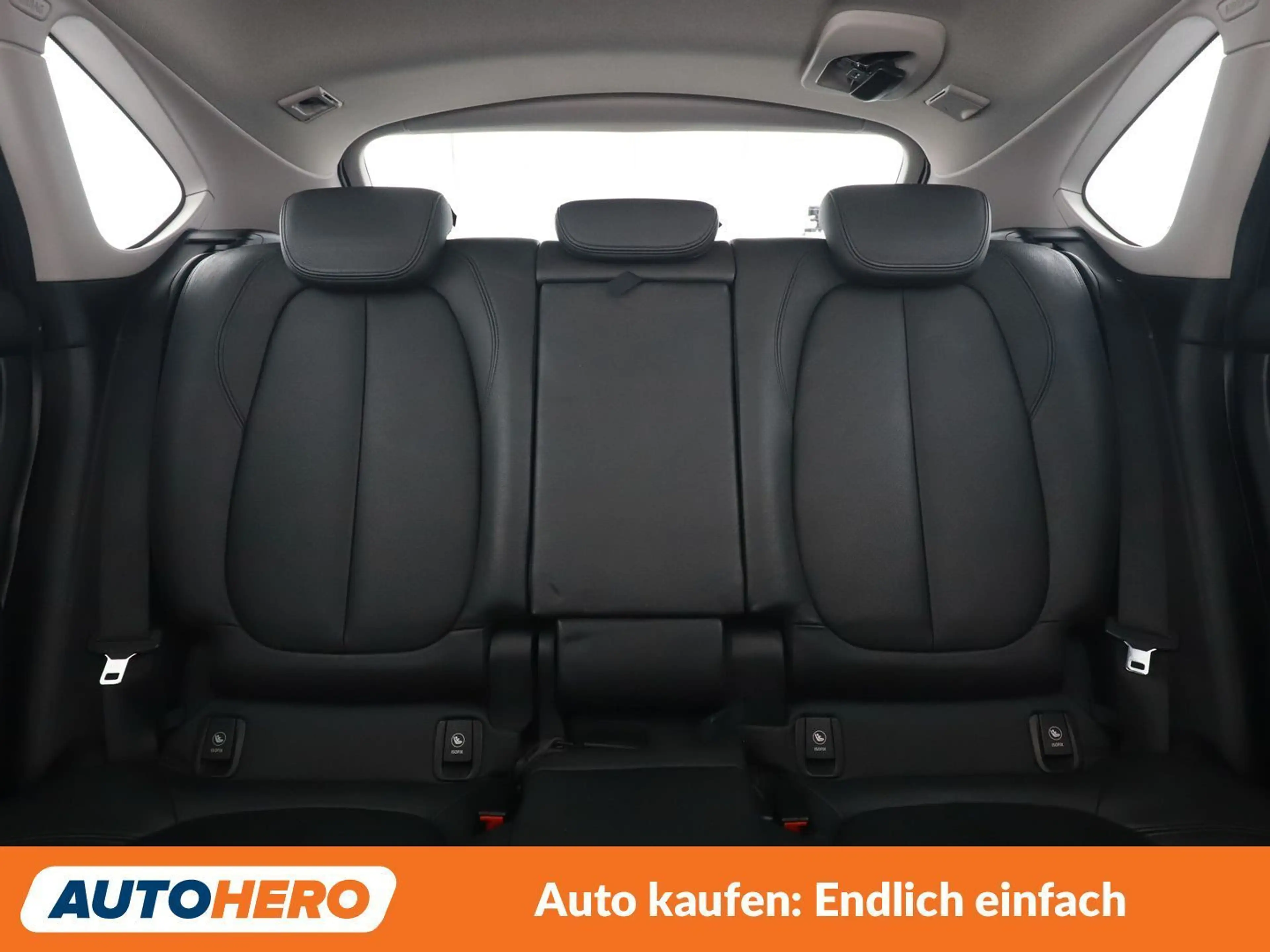 BMW 225 225xe Active Tourer Advantage — photo 15
