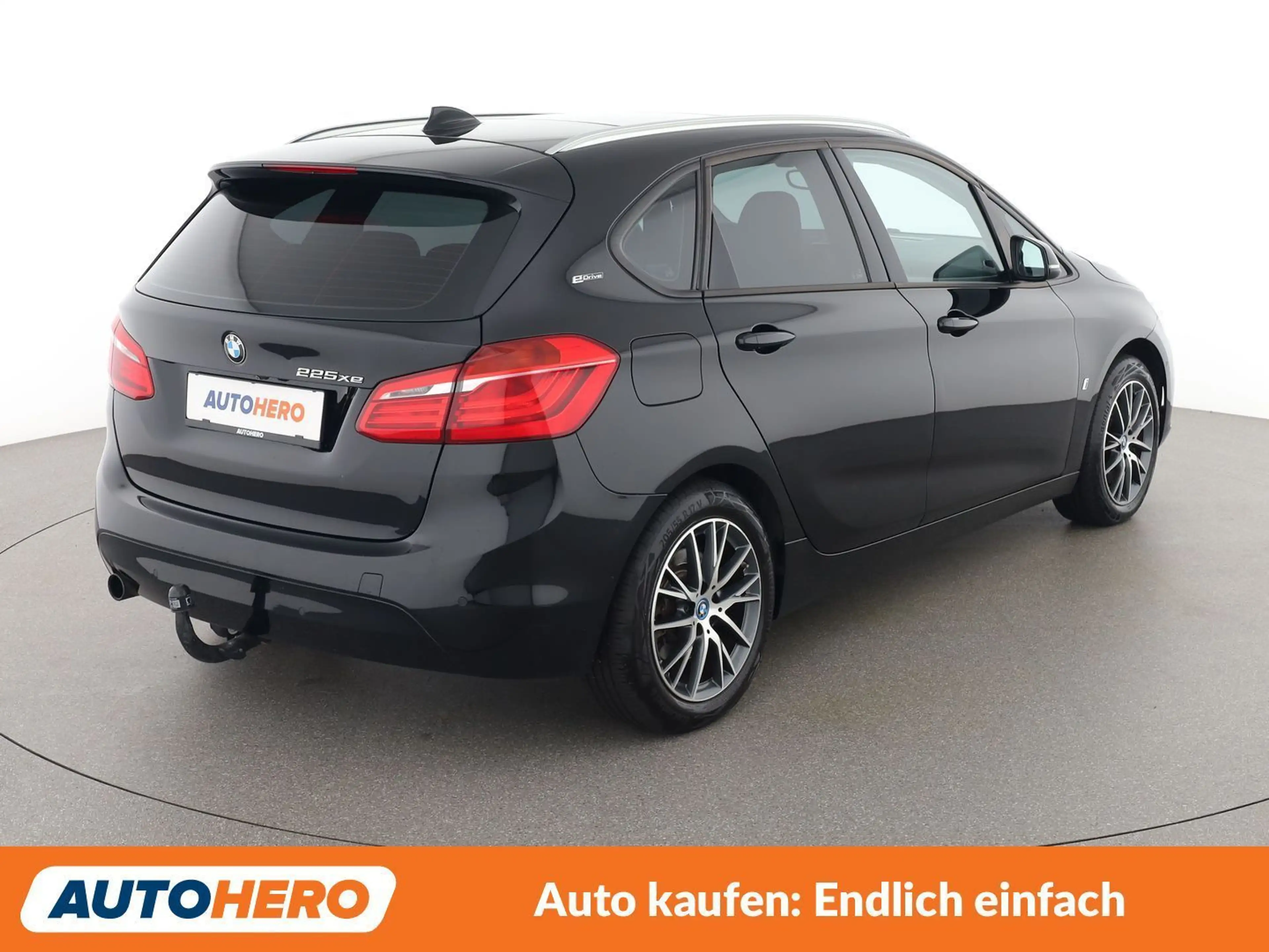 BMW 225 225xe Active Tourer Advantage — photo 6