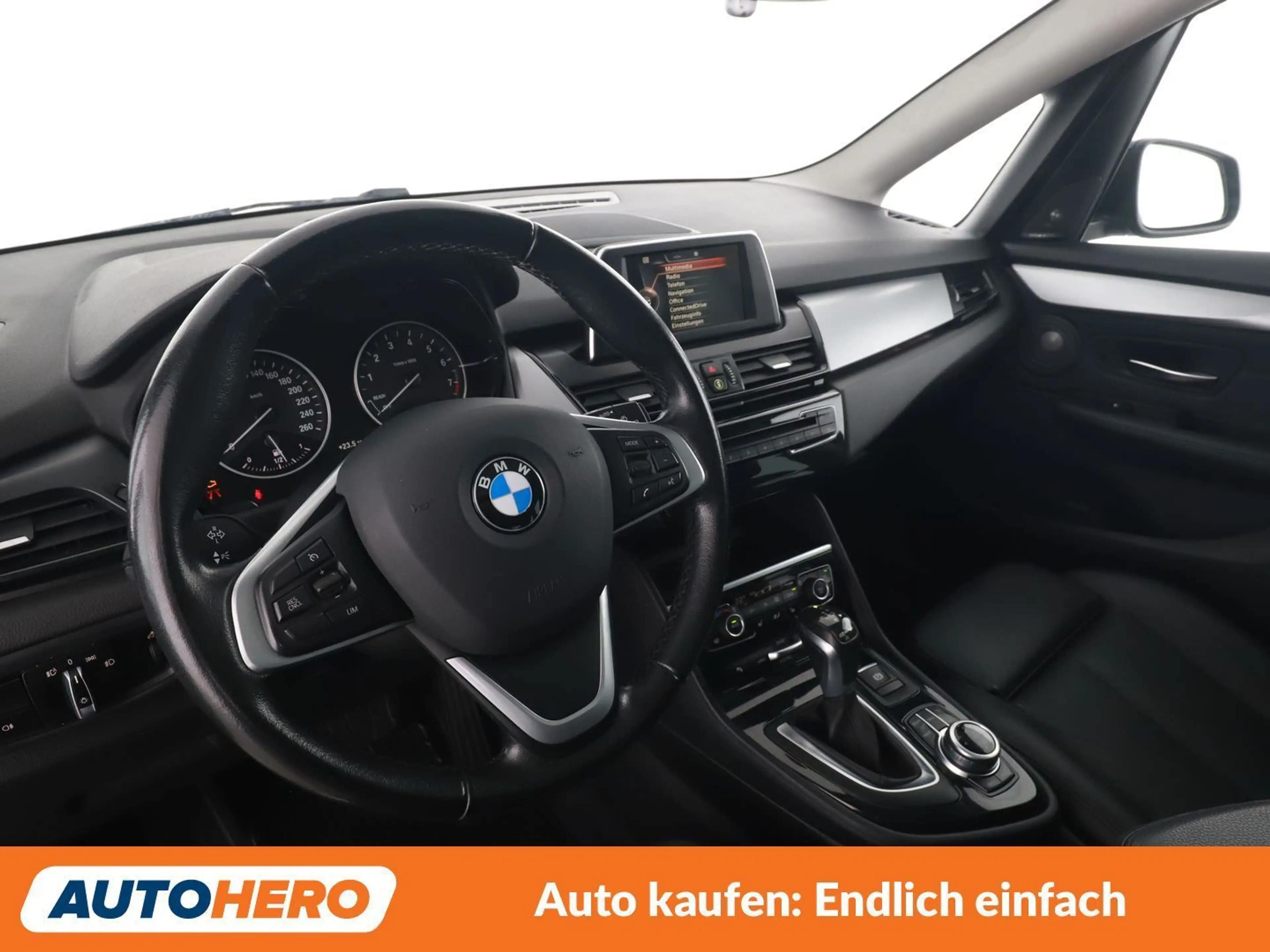BMW 225 225xe Active Tourer Advantage — photo 11