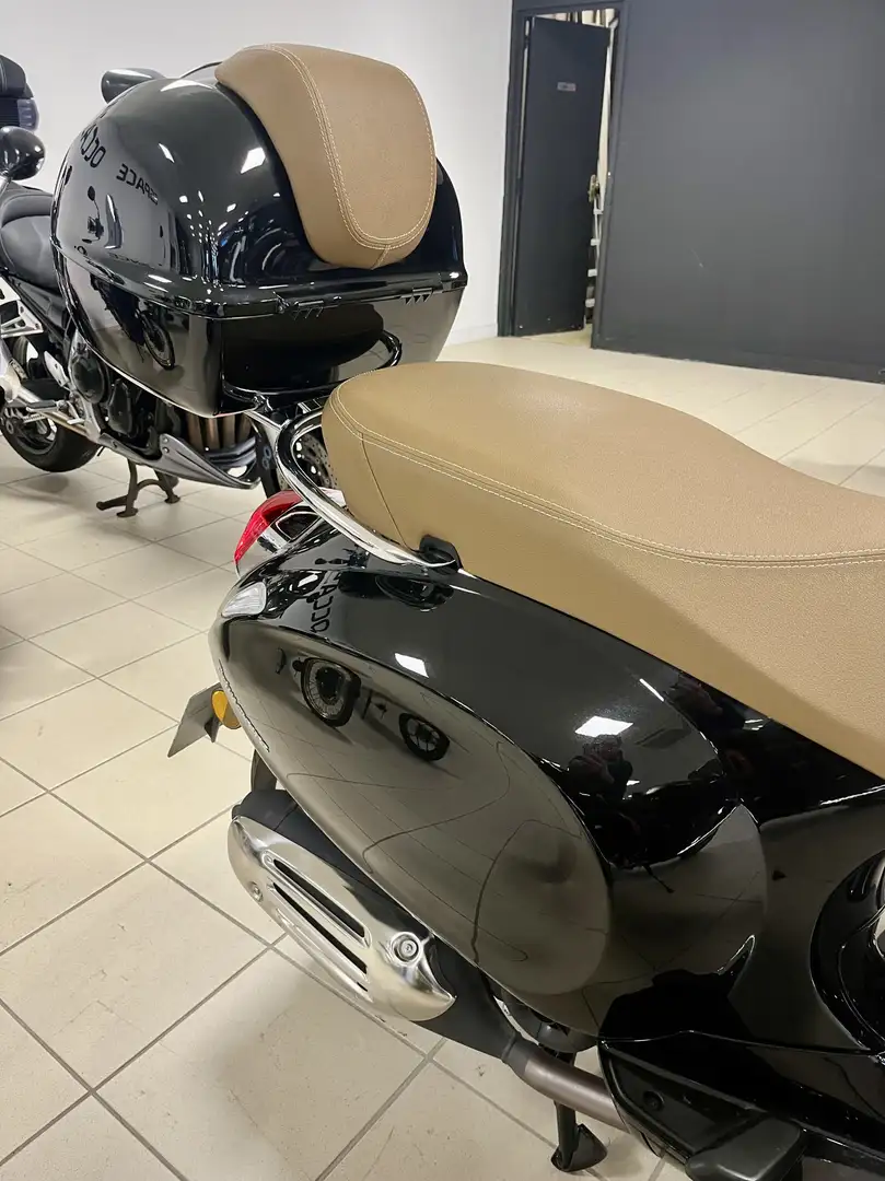 Vespa Primavera 50 Černá - 2
