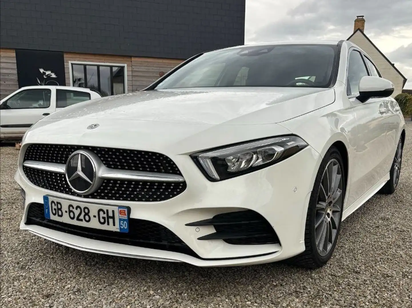 Mercedes-Benz A 180 Classe A 180 d 7G-DCT AMG Line Blanc - 2