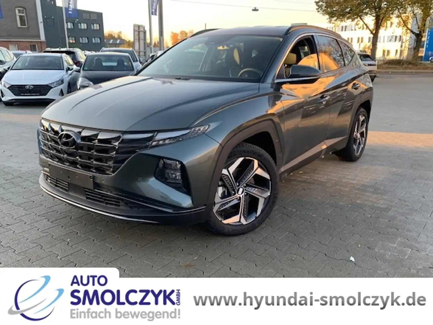 Hyundai TUCSON 1.6 4WD PLUG-IN-HYBRID PRIME ASSISTP+ECS Grau - 1