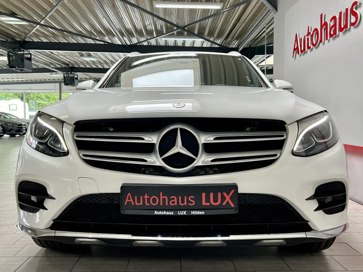 Mercedes-Benz GLC 250 AMG LINE*4M*SPUR*TOTW*R-KAM*LED*AHK*75TKM Weiß - 2