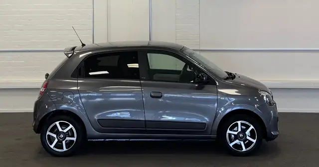 Renault Twingo view 4
