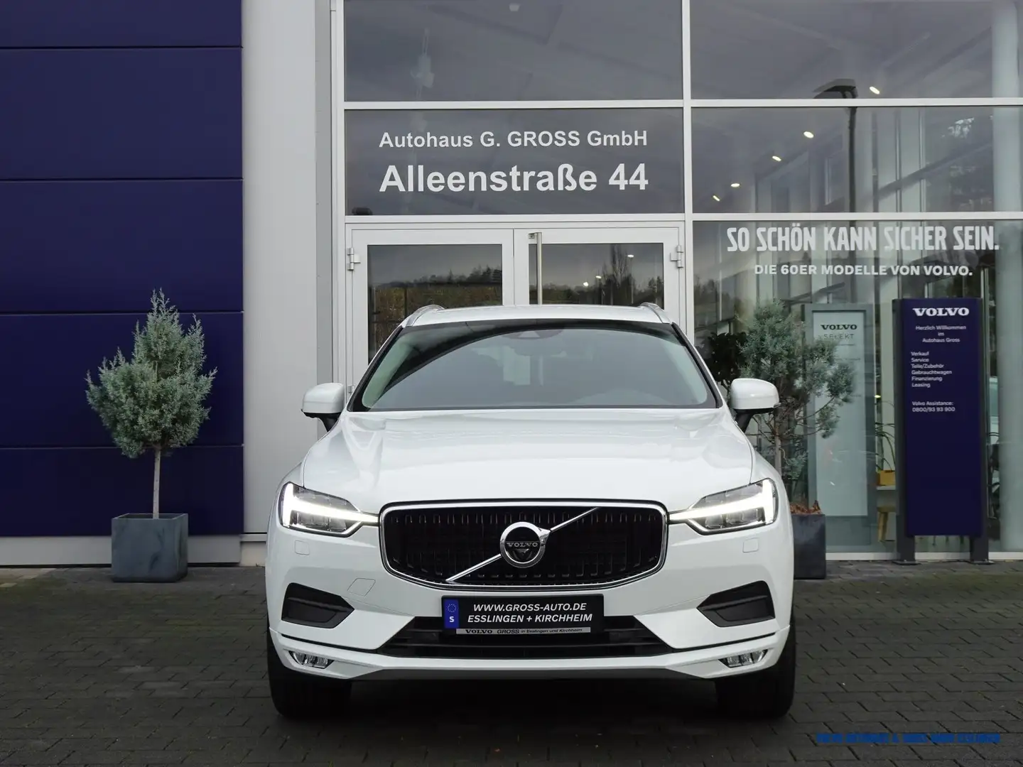 Volvo XC60 D4 Geartronic Momentum Pro Wit - 2