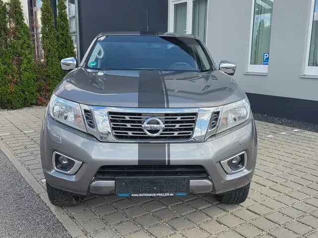 Nissan Navara NP300 N-Connecta Double Cab 4x4
