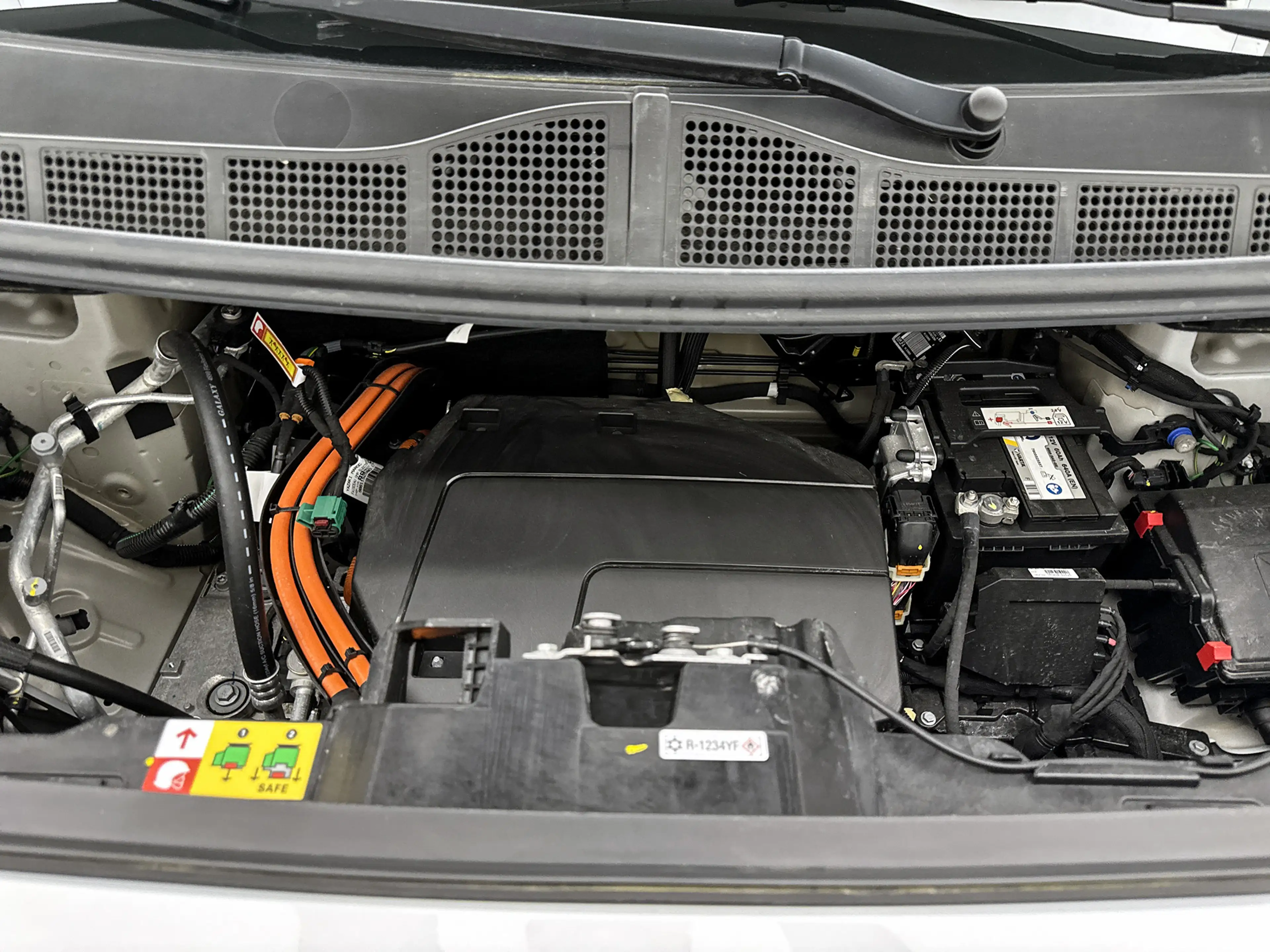 Toyota Proace Electric Worker Comfort Standard Range L2 50 kWh N — photo 24