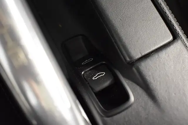 Porsche 911 Carrera 4 S Cabrio II DSG Ansicht 32