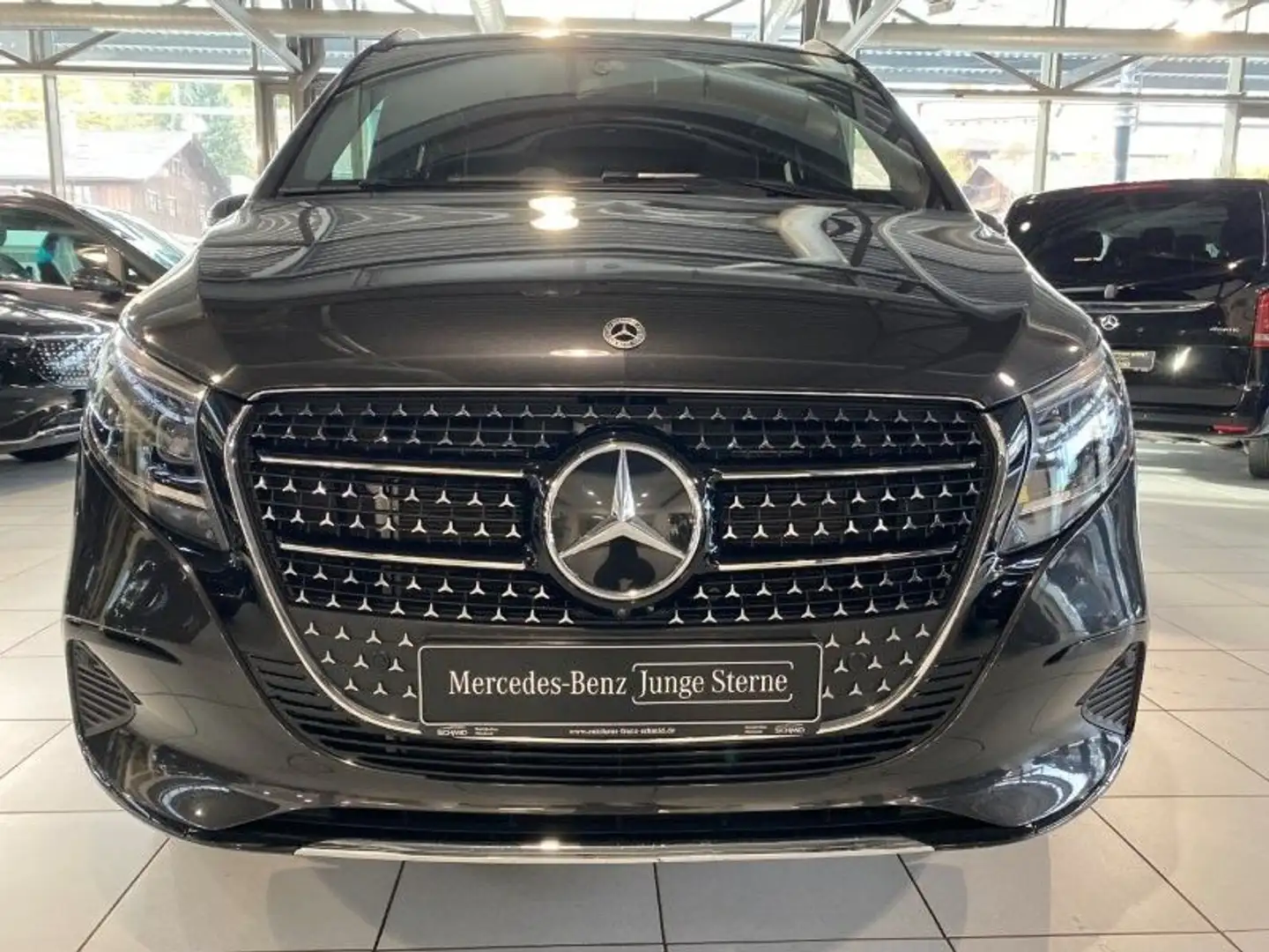 Mercedes-Benz V 300 d 4MATIC AVA L Sitzluft STHZG ele Sitze Pa Grau - 2