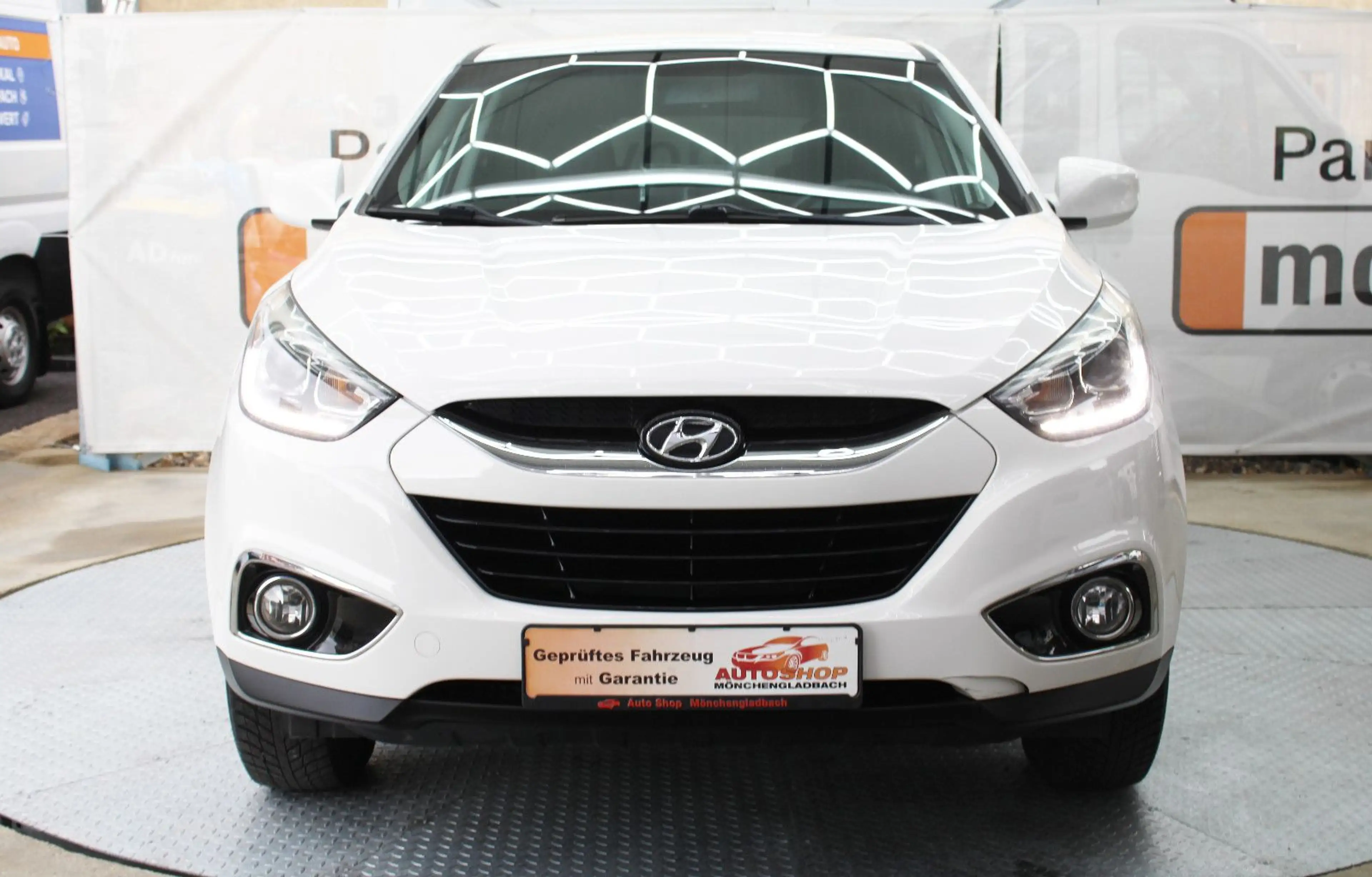 Hyundai iX35 *Inspektion Neu*CarPlay*AHK*LED*Allwetter* — photo 12
