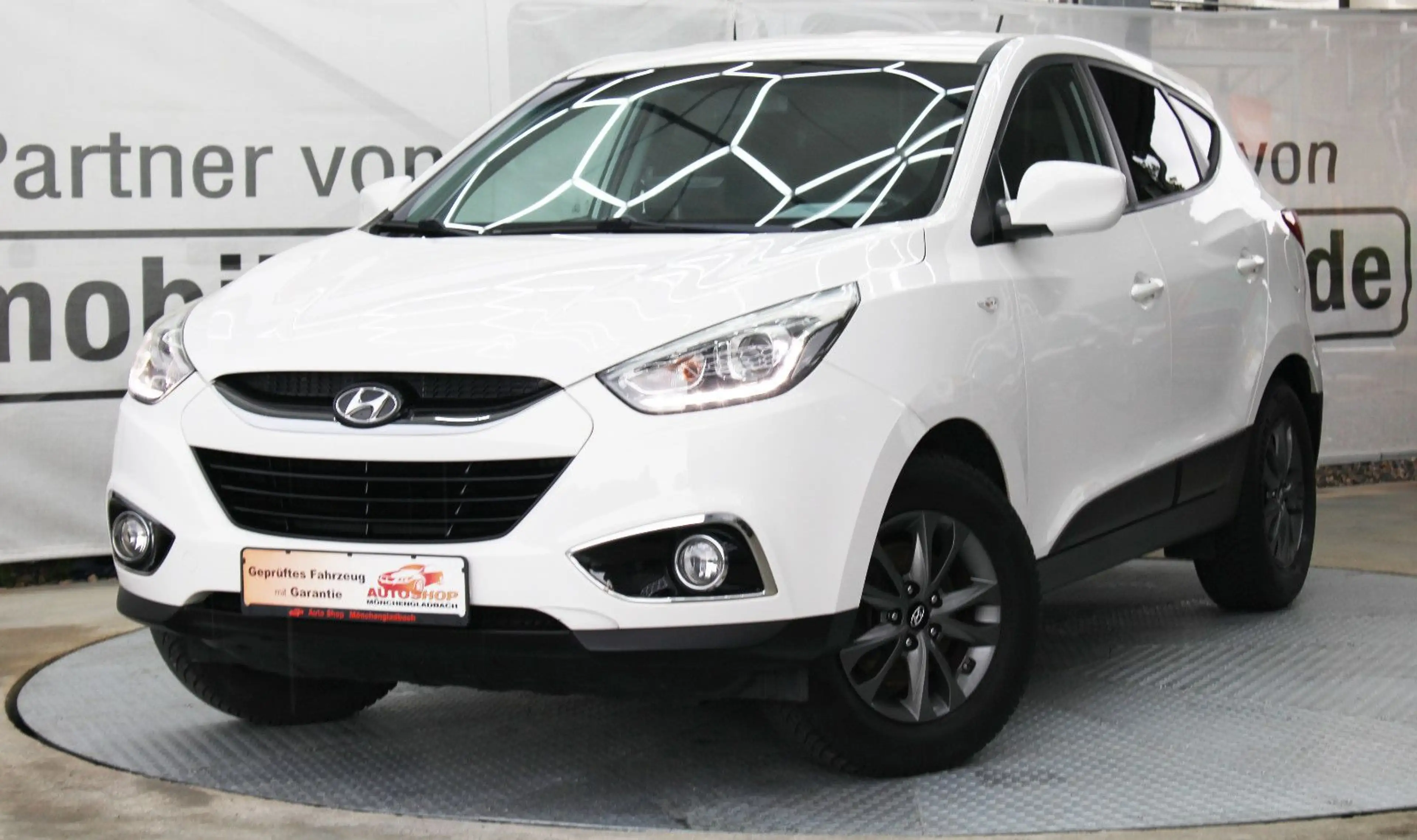 Hyundai iX35 *Inspektion Neu*CarPlay*AHK*LED*Allwetter*