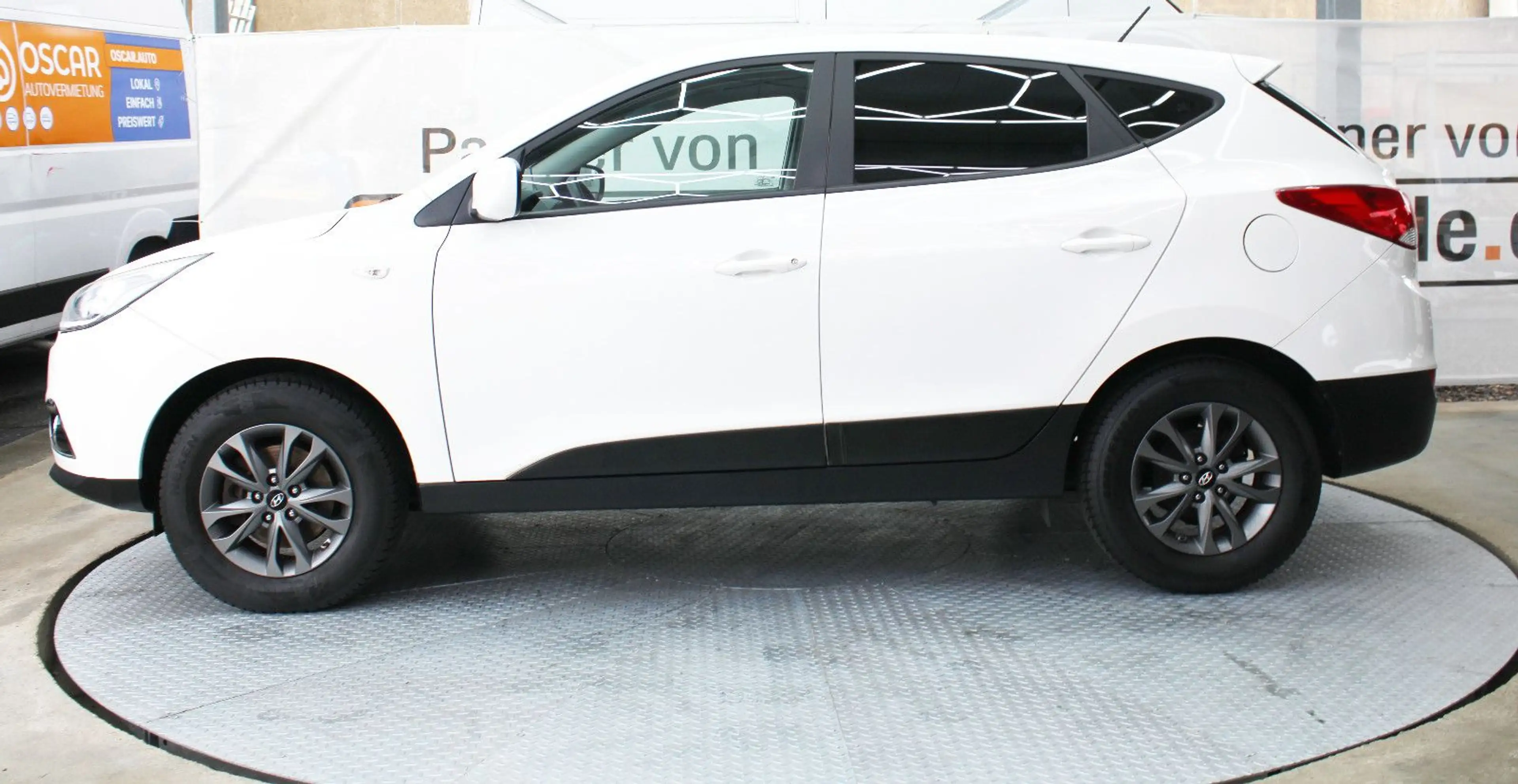 Hyundai iX35 *Inspektion Neu*CarPlay*AHK*LED*Allwetter* — photo 5