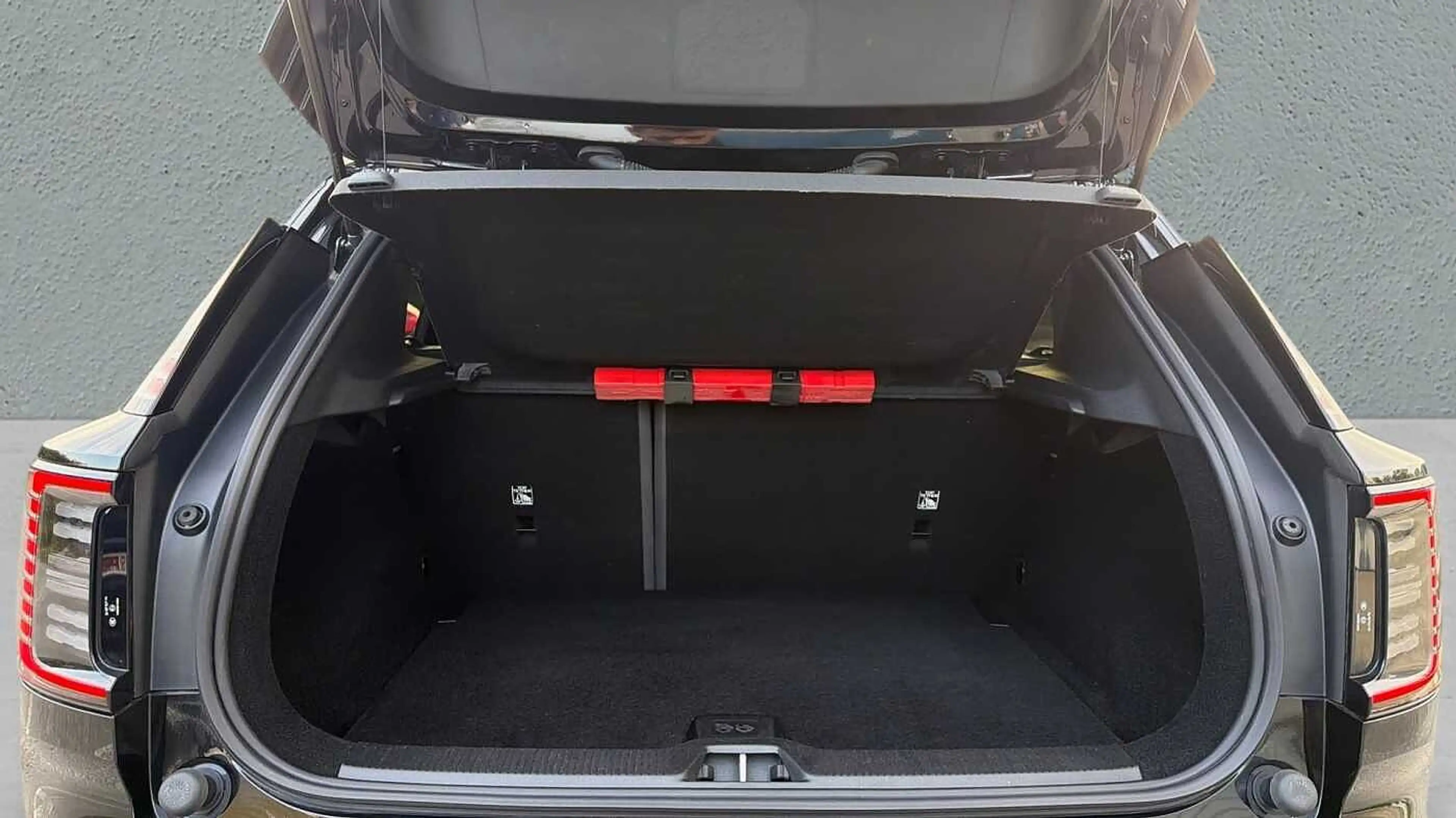 Volvo EX30 Core, Single Motor Extended Range, Elektrisch — photo 14