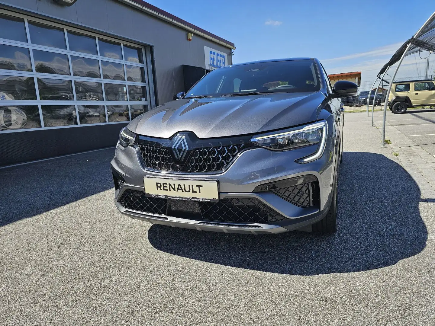 Renault Arkana 160 EDC Mild-Hybrid-Esprit Alpine*AHK* Grau - 2